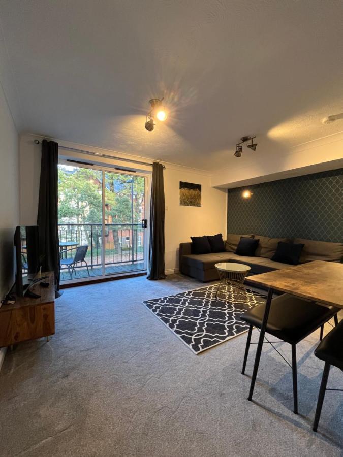 Archers 2 Bedrooms, Balcony, 2 Bathrooms, Free Parking, Wifi Southampton Ngoại thất bức ảnh
