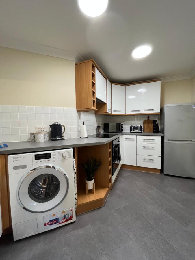 Archers 2 Bedrooms, Balcony, 2 Bathrooms, Free Parking, Wifi Southampton Ngoại thất bức ảnh